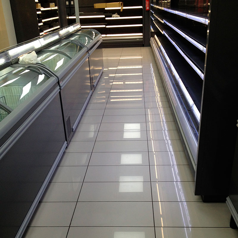 limpieza-suelo-supermercado Limpieza de Grandes Superficies